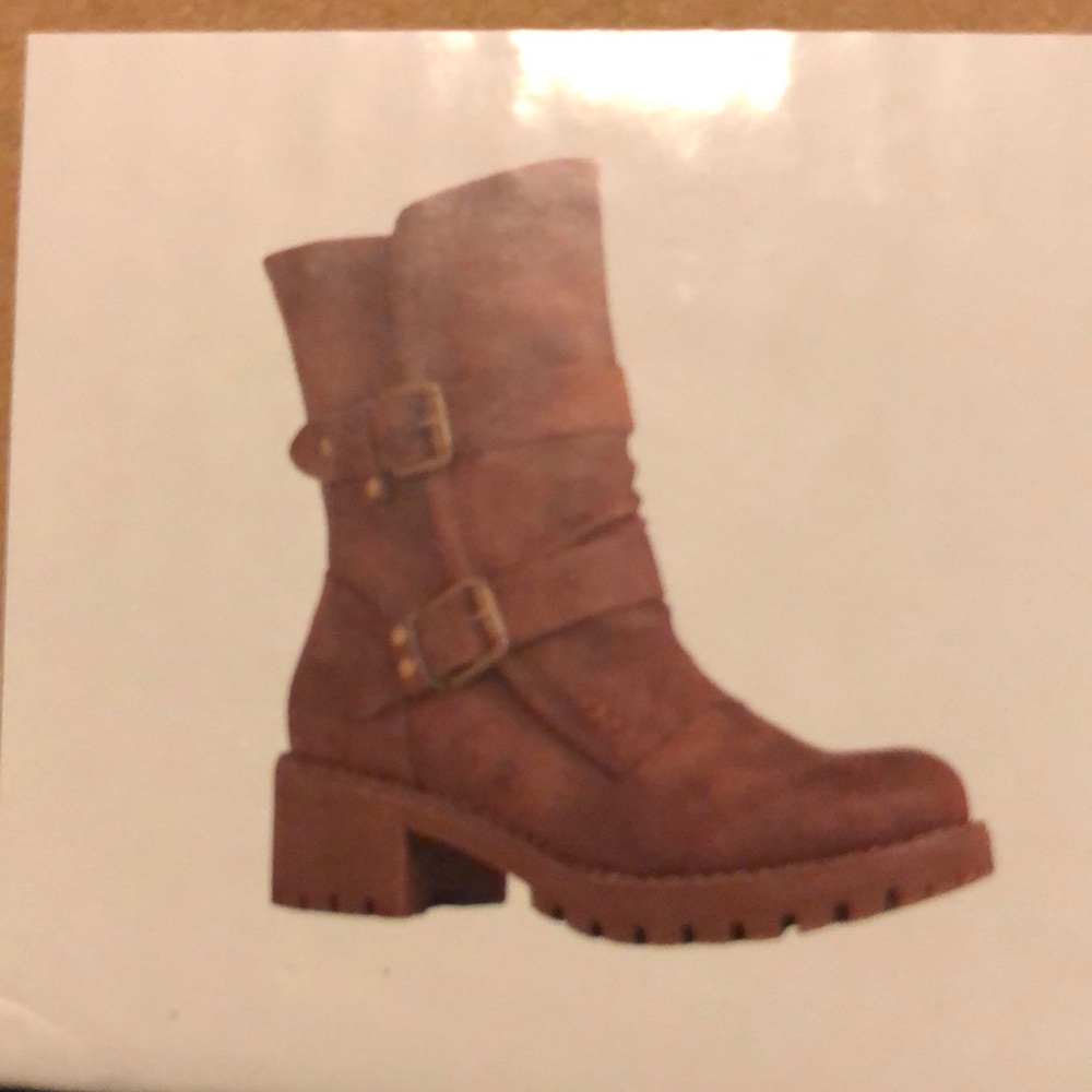 New brown winter weather boots